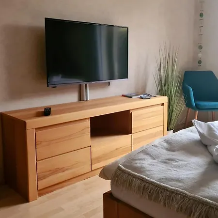 Uttied Mit Terrasse Und Garten - 4 Sterne Dtv 公寓 *