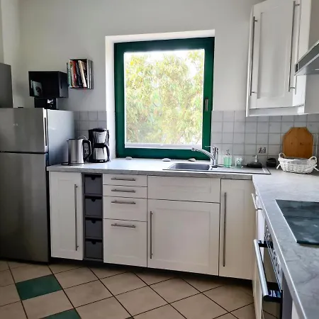 公寓 Uttied Mit Terrasse Und Garten - 4 Sterne Dtv *