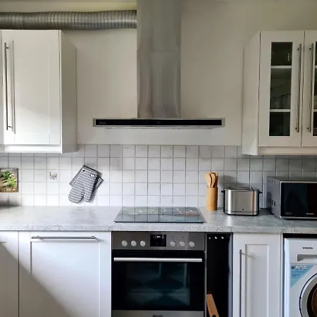 Uttied Mit Terrasse Und Garten - 4 Sterne Dtv 公寓 *