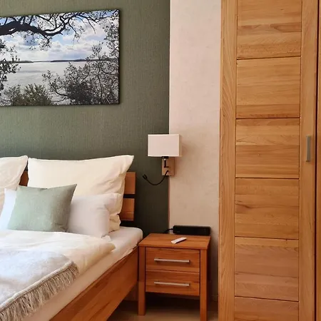 Uttied Mit Terrasse Und Garten - 4 Sterne Dtv *