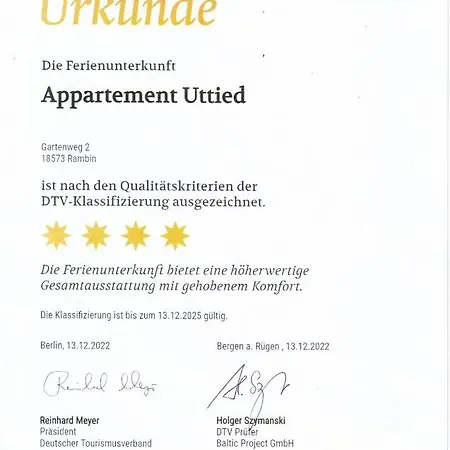 Uttied Mit Terrasse Und Garten - 4 Sterne Dtv Rambin